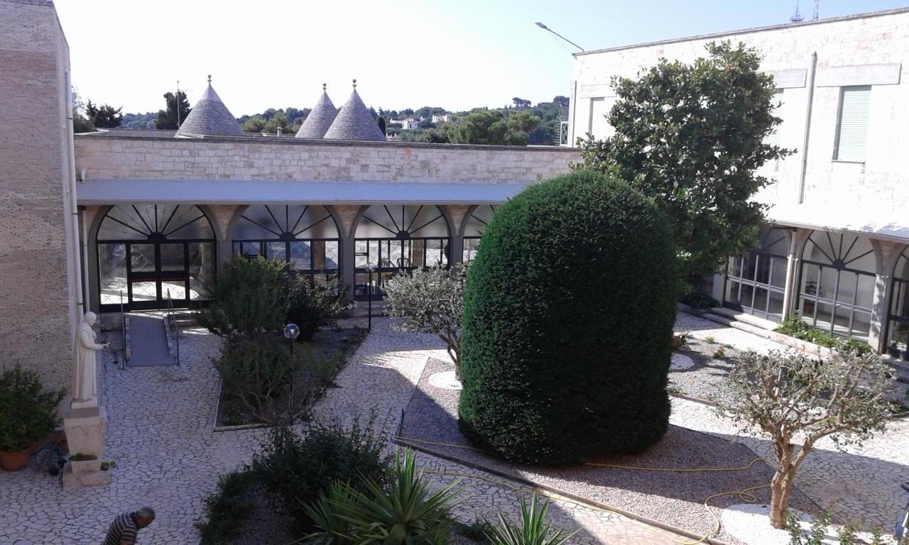 Hotel Trullo Dell'immacolata - Gestita Da Suore Selva Di Fasano